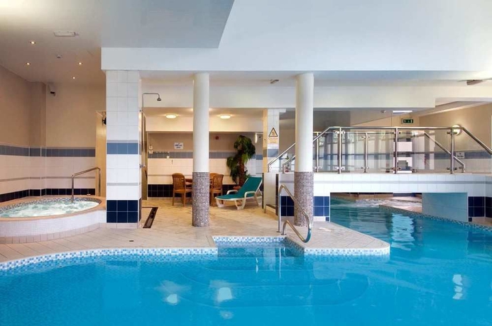 Imagen de la piscina del Hotel Hilton Leeds City. Foto 16