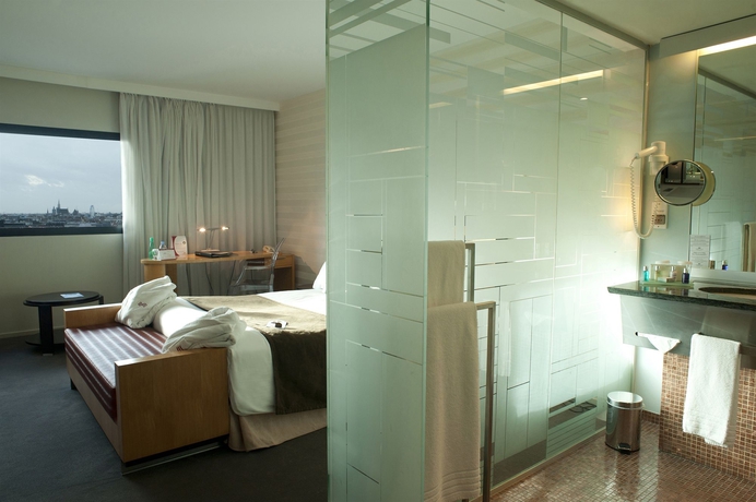 Imagen de la habitación del Hotel Hilton Lille. Foto 1