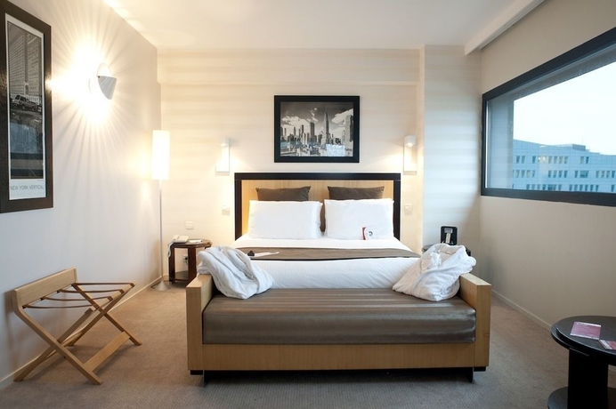 Imagen de la habitación del Hotel Hilton Lille. Foto 11