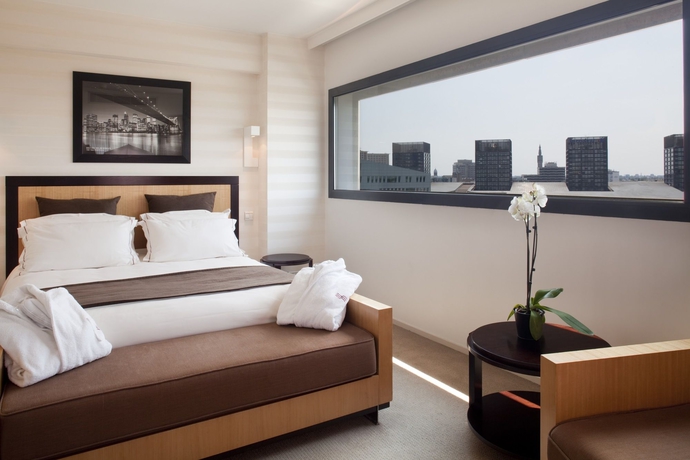 Imagen de la habitación del Hotel Hilton Lille. Foto 14