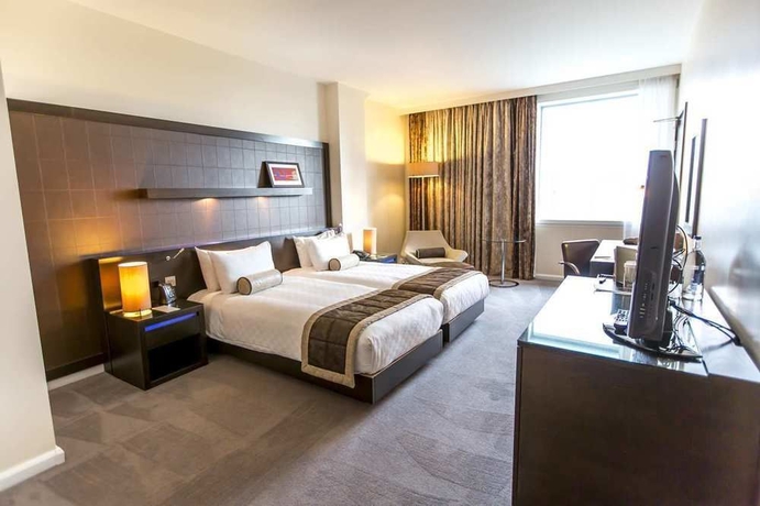 Imagen de la habitación del Hotel Hilton London Canary Wharf. Foto 15