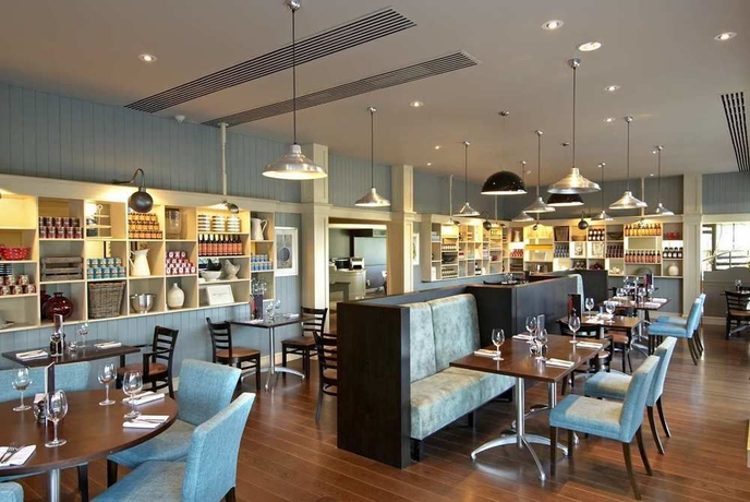 Imagen del bar/restaurante del Hotel Hilton London Croydon. Foto 3