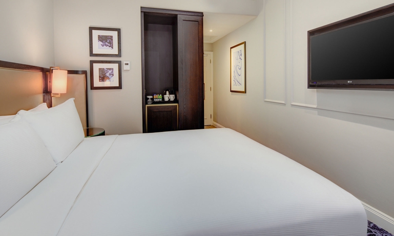Imagen de la habitación del Hotel Hilton London Euston. Foto 8