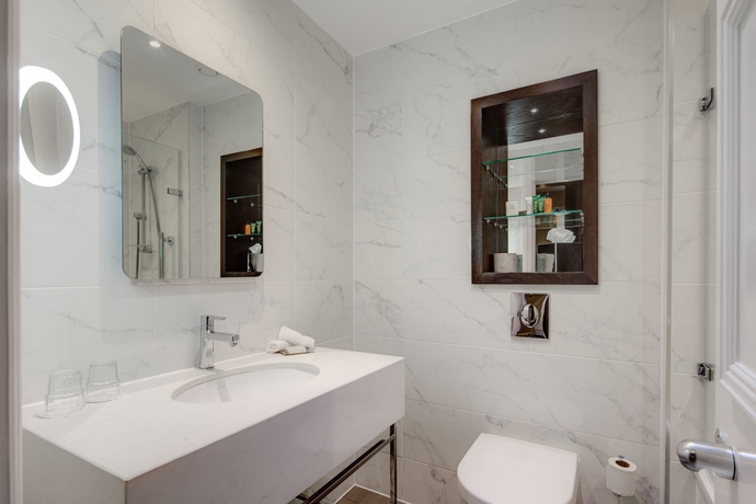 Imagen de la habitación del Hotel Hilton London Euston. Foto 11