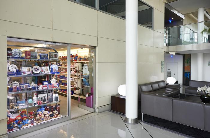 Imagen general del Hotel Hilton London Heathrow Airport. Foto 17