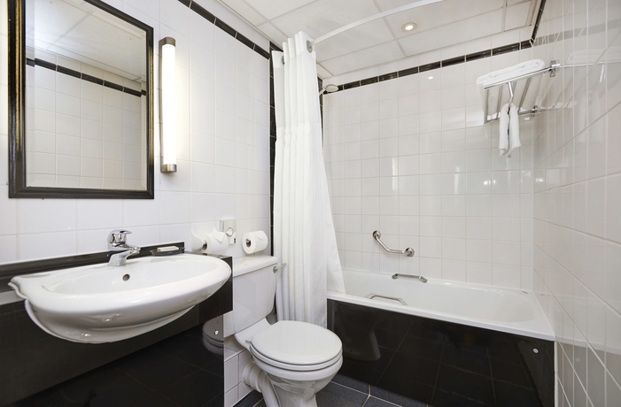 Imagen de la habitación del Hotel Hilton London Olympia. Foto 4