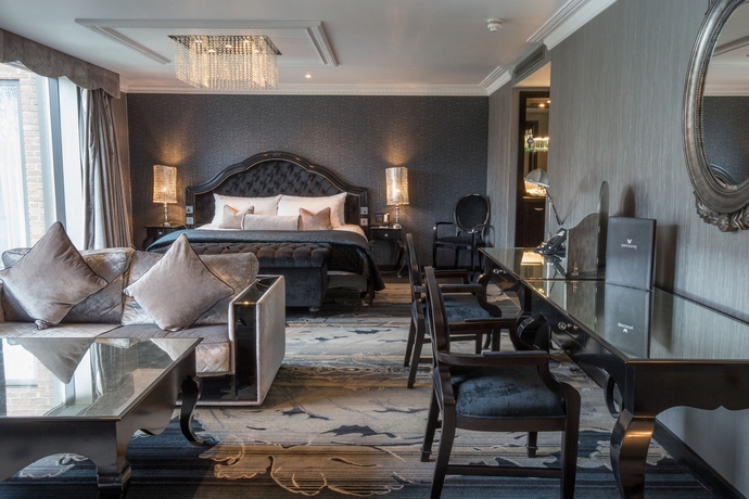 Imagen de la habitación del Hotel Hilton London Syon Park. Foto 11