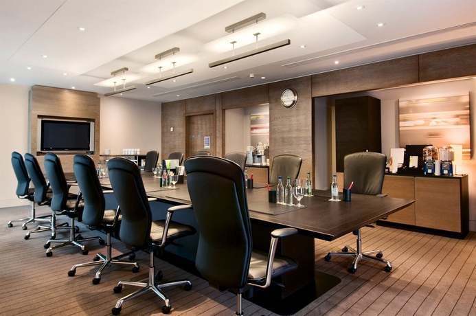 Imagen de los interiores del Hotel Hilton London Tower Bridge. Foto 9