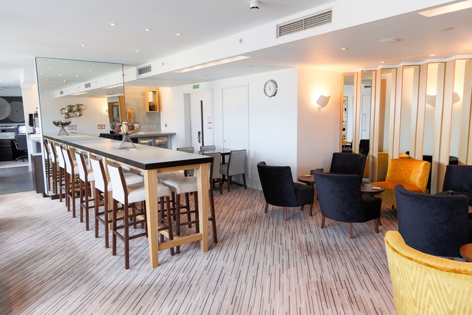 Imagen de los interiores del Hotel Hilton London Tower Bridge. Foto 11