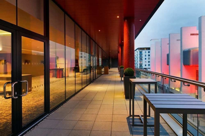 Imagen de los exteriores del Hotel Hilton London Wembley. Foto 11