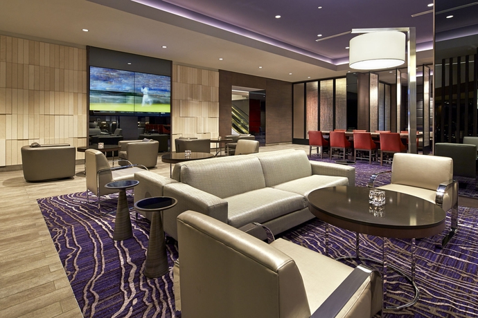 Imagen de los interiores del Hotel Hilton Long Beach. Foto 11