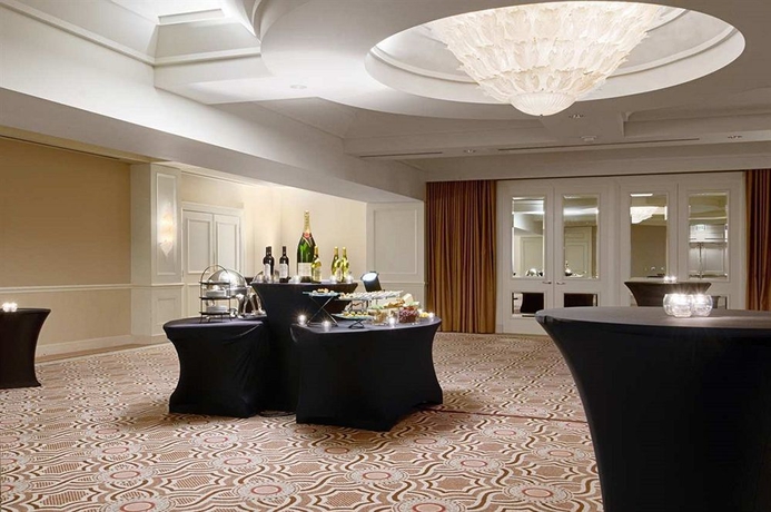 Imagen de los interiores del Hotel Hilton Los Angeles Airport. Foto 11