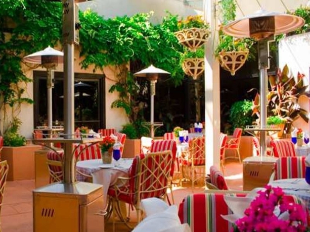 Imagen general del Hotel Hilton Los Angeles/Universal City. Foto 3