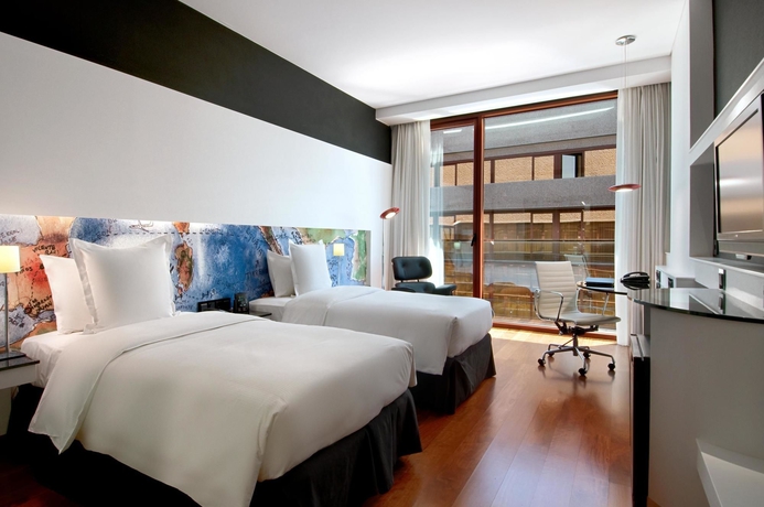 Imagen de la habitación del Hotel Hilton Madrid Airport. Foto 3