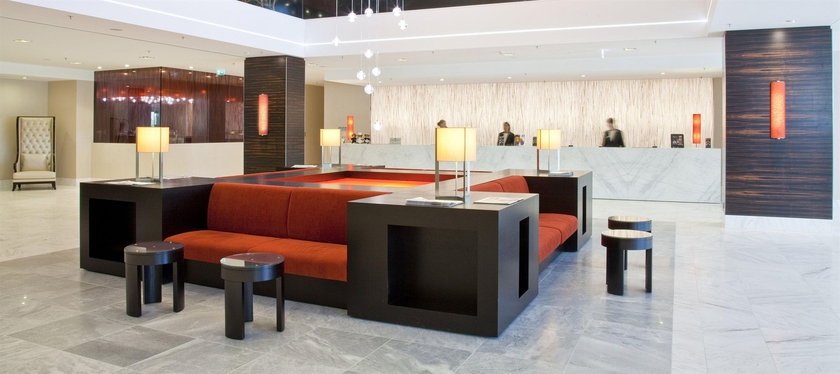 Imagen de los interiores del Hotel Hilton Mainz. Foto 20