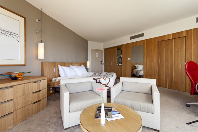 Imagen de los interiores del Hotel Hilton Malta. Foto 7