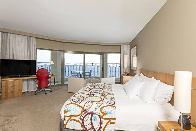 Imagen de los interiores del Hotel Hilton Malta. Foto 11