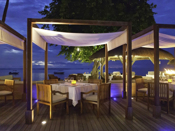 Imagen del bar/restaurante del Hotel Hilton Mauritius Resort and Spa. Foto 7