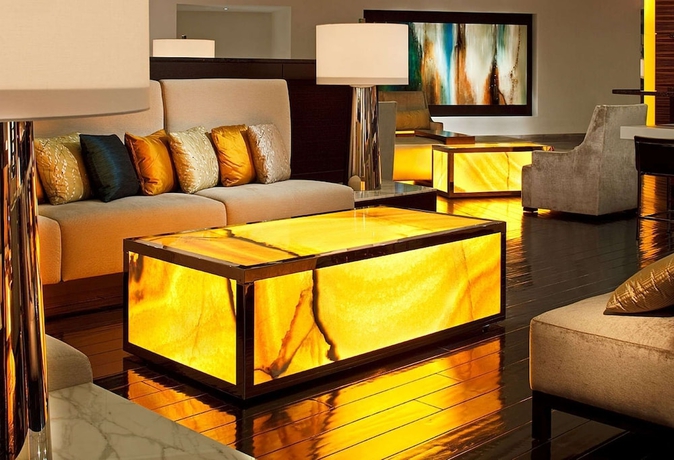 Imagen de los interiores del Hotel Hilton Mclean Tysons Corner. Foto 17