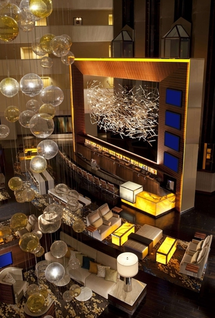 Imagen de los interiores del Hotel Hilton Mclean Tysons Corner. Foto 18