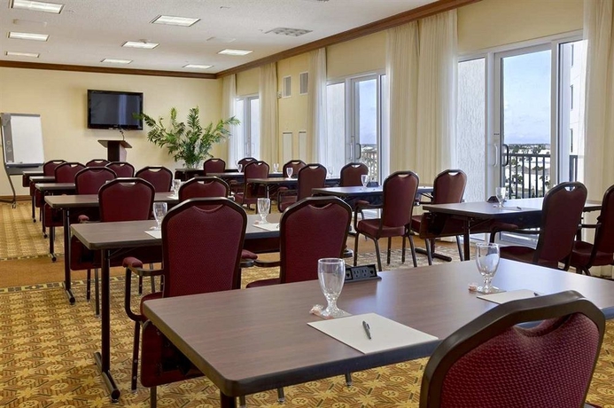 Imagen de los interiores del Hotel Hilton Melbourne Beach Oceanfront. Foto 9