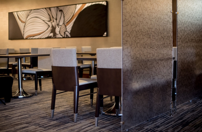 Imagen del bar/restaurante del Hotel Hilton Memphis. Foto 2