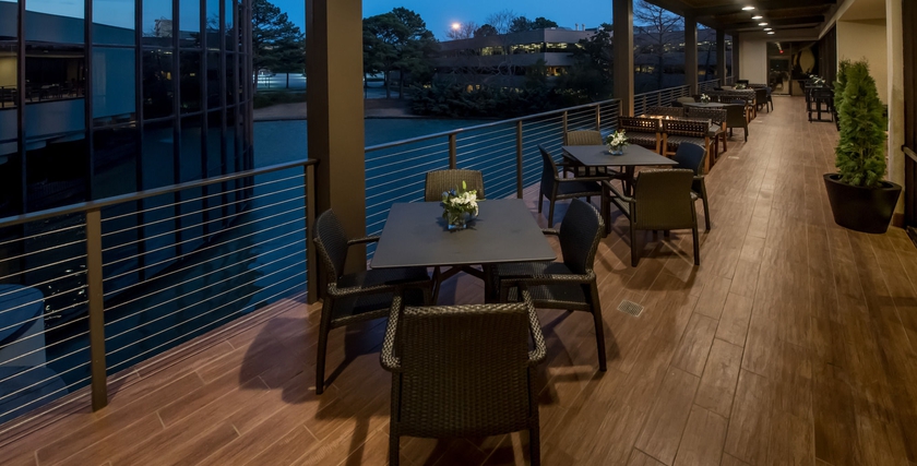 Imagen del bar/restaurante del Hotel Hilton Memphis. Foto 5