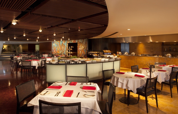 Imagen del bar/restaurante del Hotel Hilton Mexico City Reforma. Foto 4