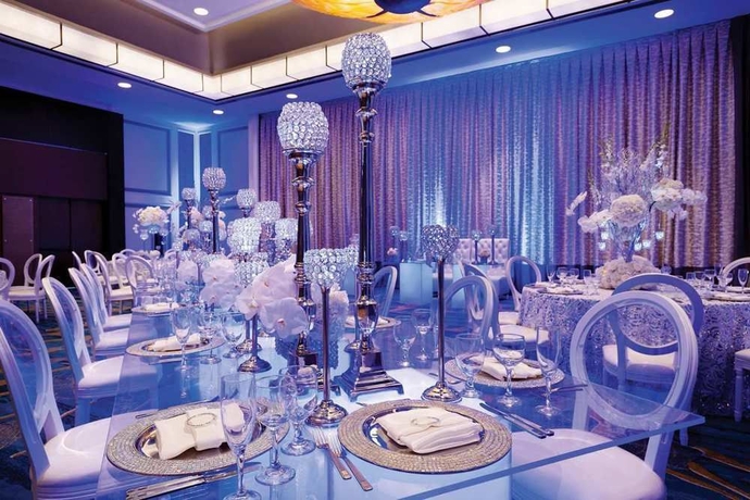 Imagen de los interiores del Hotel Hilton Miami Airport Blue Lagoon. Foto 14