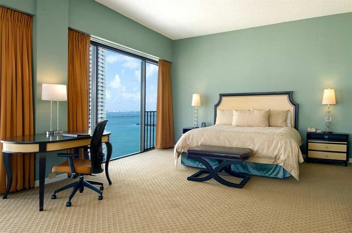 Imagen de la habitación del Hotel Hilton Miami Downtown. Foto 2