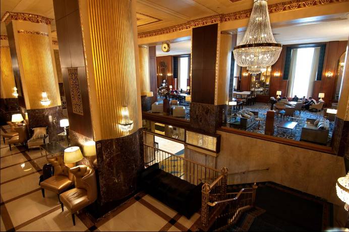 Imagen de los interiores del Hotel Hilton Milwaukee City Center. Foto 17