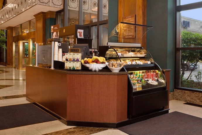 Imagen del bar/restaurante del Hotel Hilton Minneapolis. Foto 4