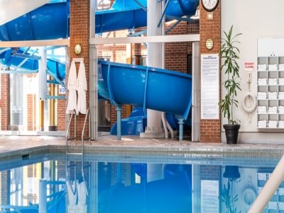 Imagen del bar/restaurante del Hotel Hilton Mississauga Meadowvale. Foto 2