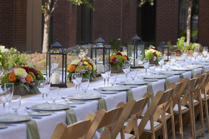 Imagen general del Hotel Hilton Mississauga/meadowvale. Foto 4