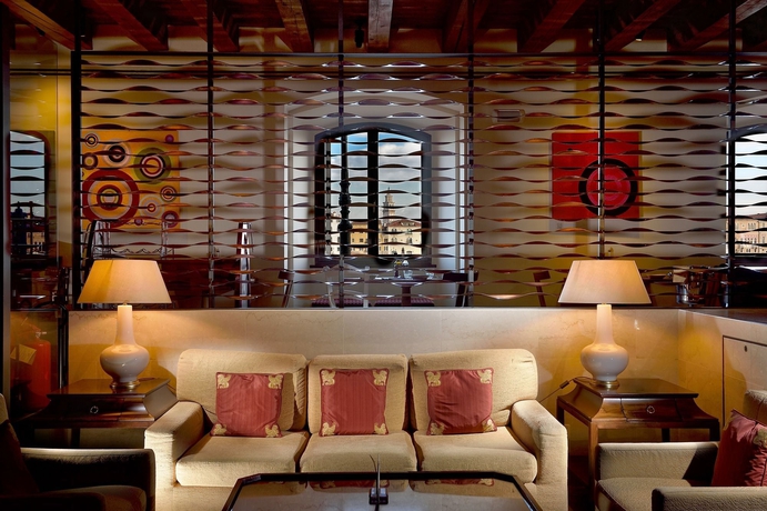 Imagen de los interiores del Hotel Hilton Molino Stucky Venice. Foto 13