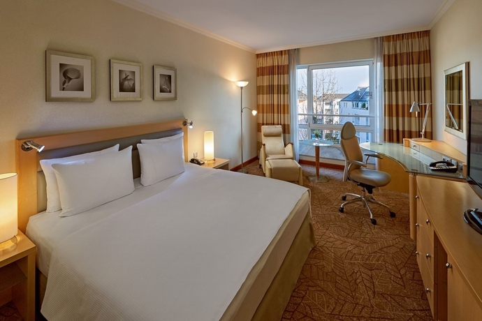 Imagen de la habitación del Hotel Hilton Munich City. Foto 6