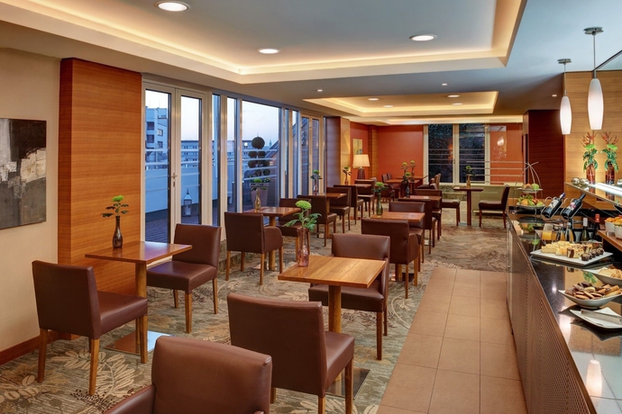 Imagen de la habitación del Hotel Hilton Munich City. Foto 7