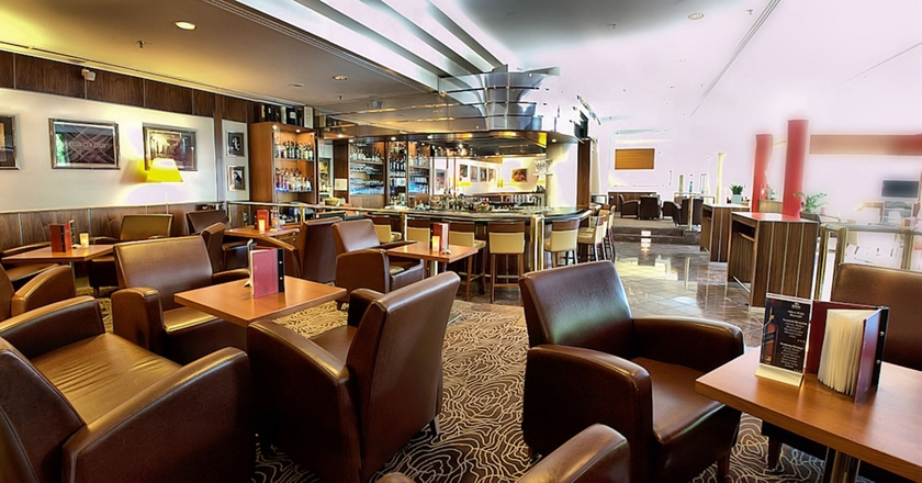 Imagen del bar/restaurante del Hotel Hilton Munich City. Foto 4