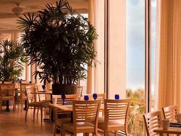 Imagen general del Hotel Hilton Myrtle Beach. Foto 12