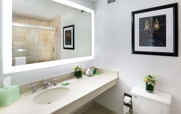 Imagen de la habitación del Hotel Hilton Mystic. Foto 4