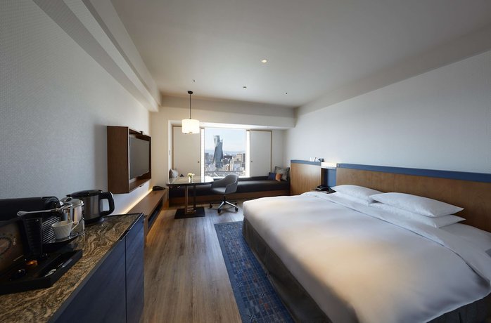 Imagen de la habitación del Hotel Hilton Nagoya. Foto 8