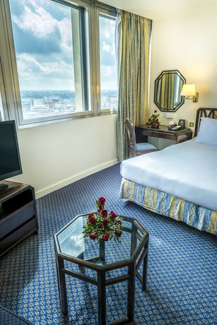 Imagen de la habitación del Hotel Hilton Nairobi. Foto 8