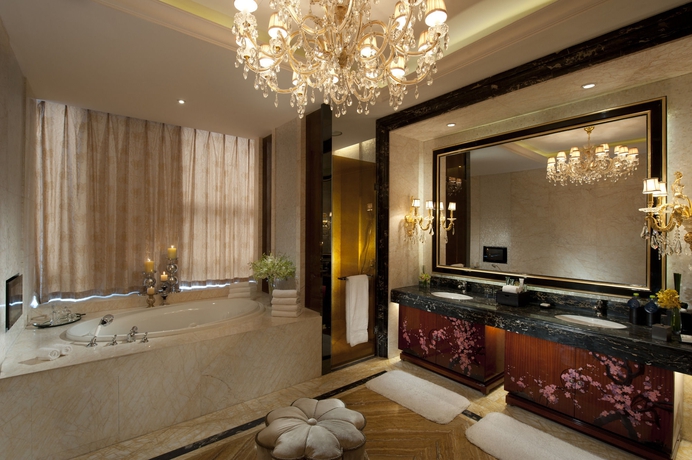 Imagen de la habitación del Hotel Hilton Nanjing. Foto 9