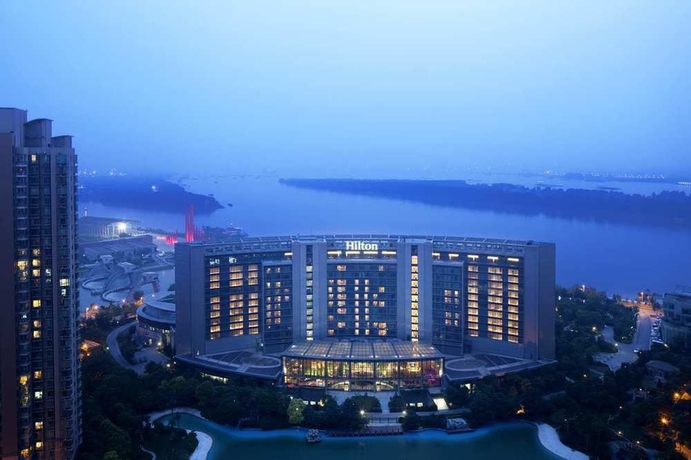 Imagen general del Hotel Hilton Nanjing Riverside. Foto 1