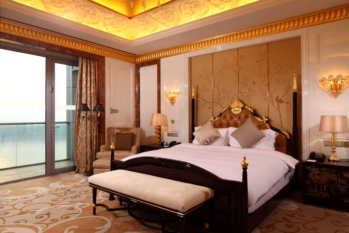 Imagen de los interiores del Hotel Hilton Nanjing Riverside. Foto 13