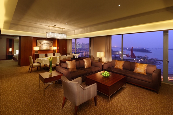 Imagen de los interiores del Hotel Hilton Nanjing Riverside. Foto 15