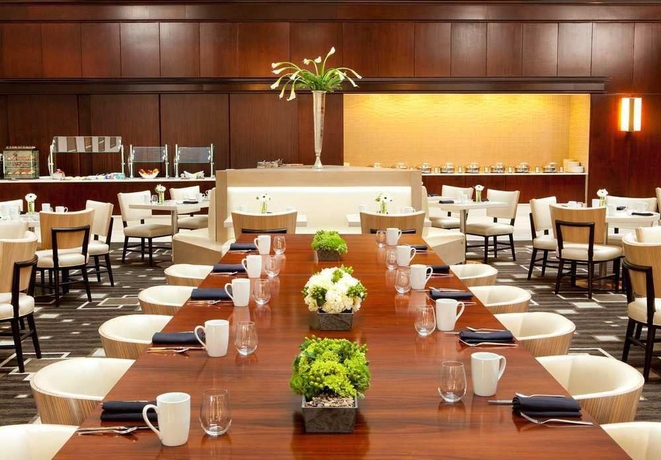 Imagen del bar/restaurante del Hotel Hilton Nashville Downtown. Foto 5