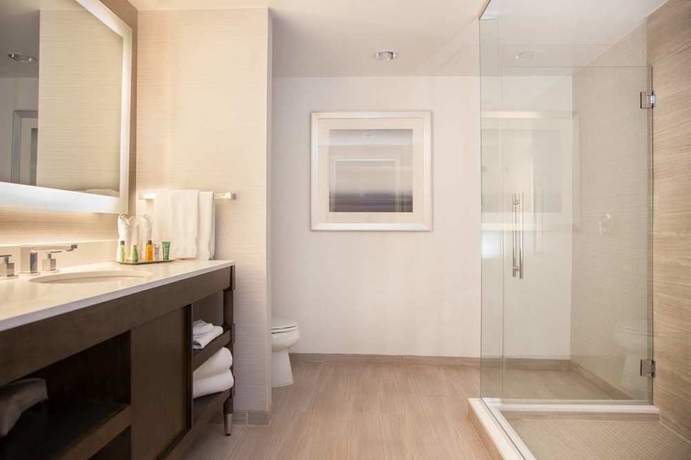 Imagen de la habitación del Hotel Hilton New Orleans/st. Charles Avenue. Foto 8