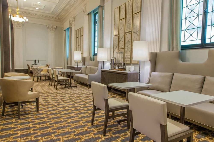 Imagen de los interiores del Hotel Hilton New Orleans/st. Charles Avenue. Foto 14