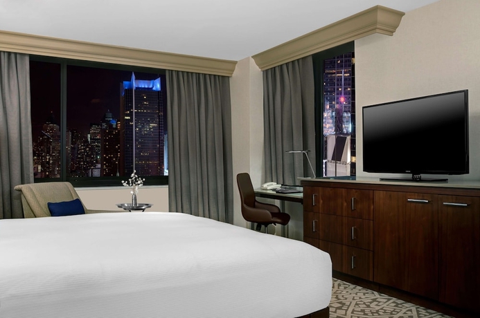 Imagen de la habitación del Hotel Hilton New York Times Square. Foto 7